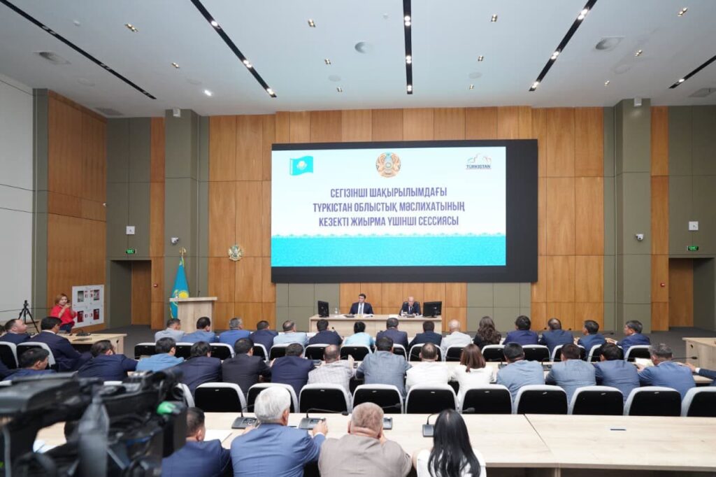 Түркістан: Сессияның күн тәртібінде 27 маңызды мәселе қаралды